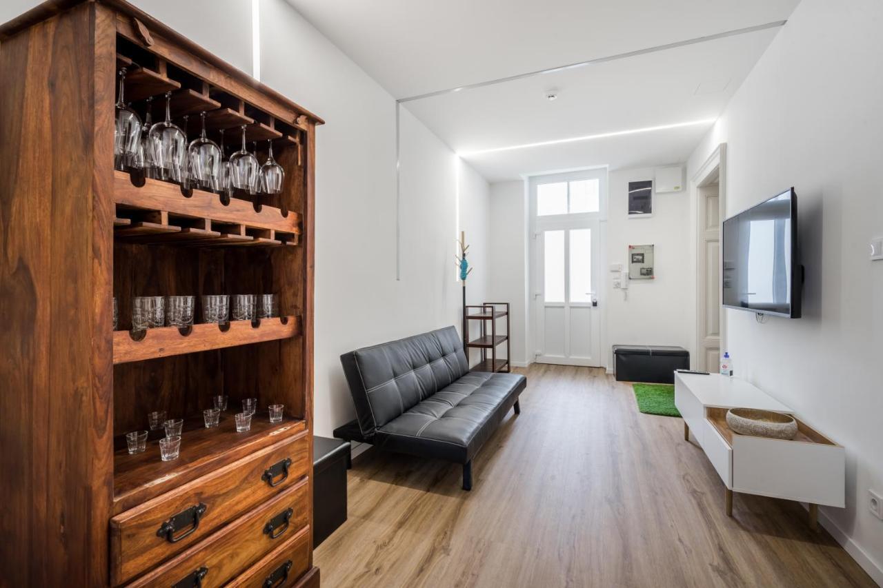 Stylish Vagabond - 3Br, 2 Bathrooms, Ac, Central Budapest — Fotók 3